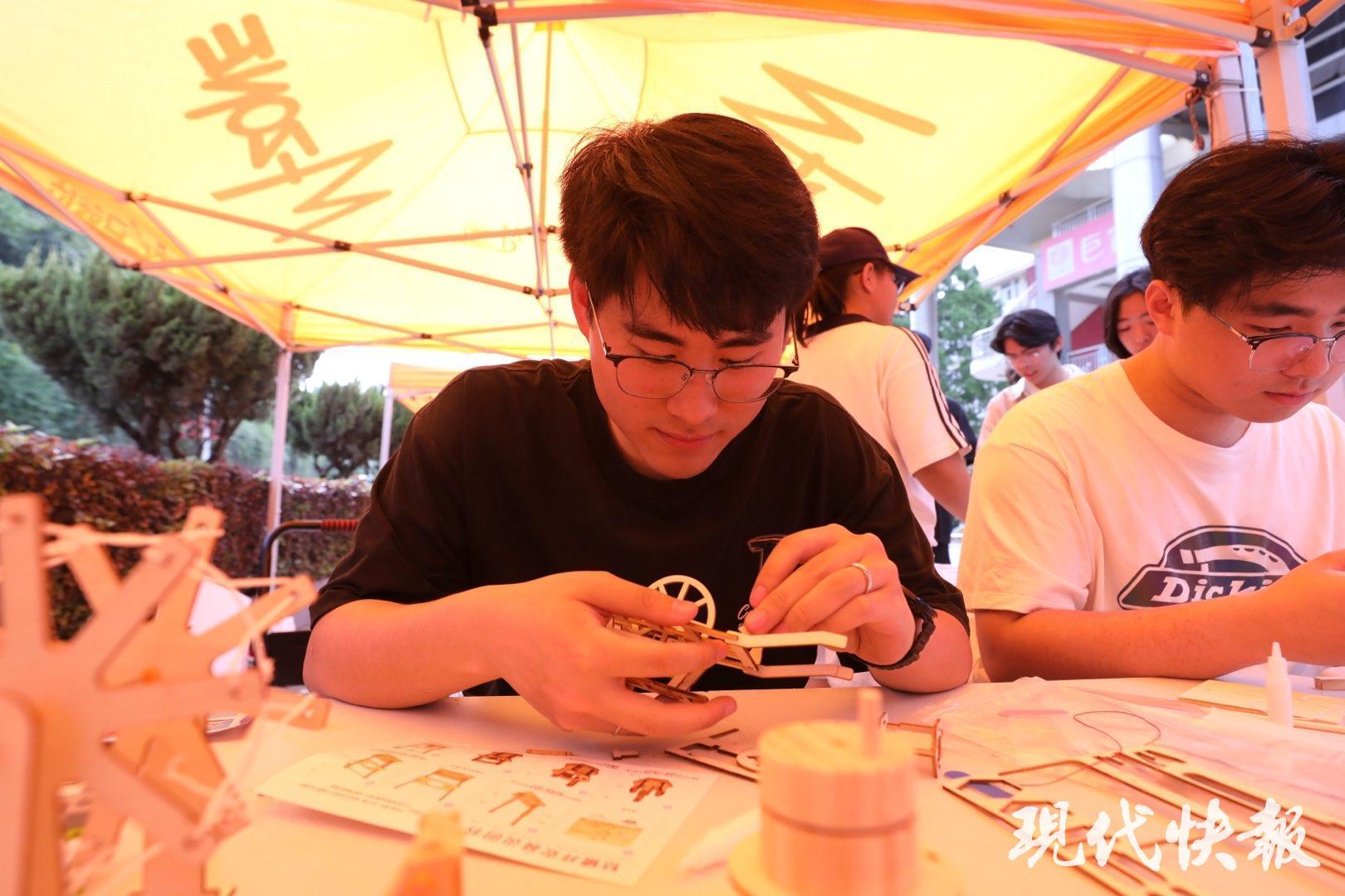 大二学生陈拓海 大二学生陈拓海